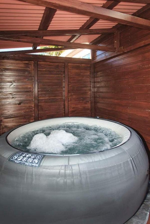 L'Escapade Creole Jacuzzi Privatif Bungalow Ananas Saint-Joseph Esterno foto